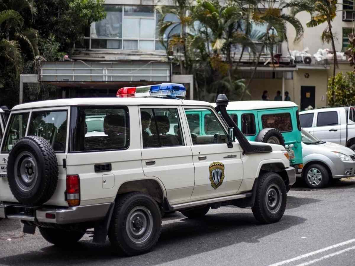 sucesos niña muerta durante intento de robo de vehículo