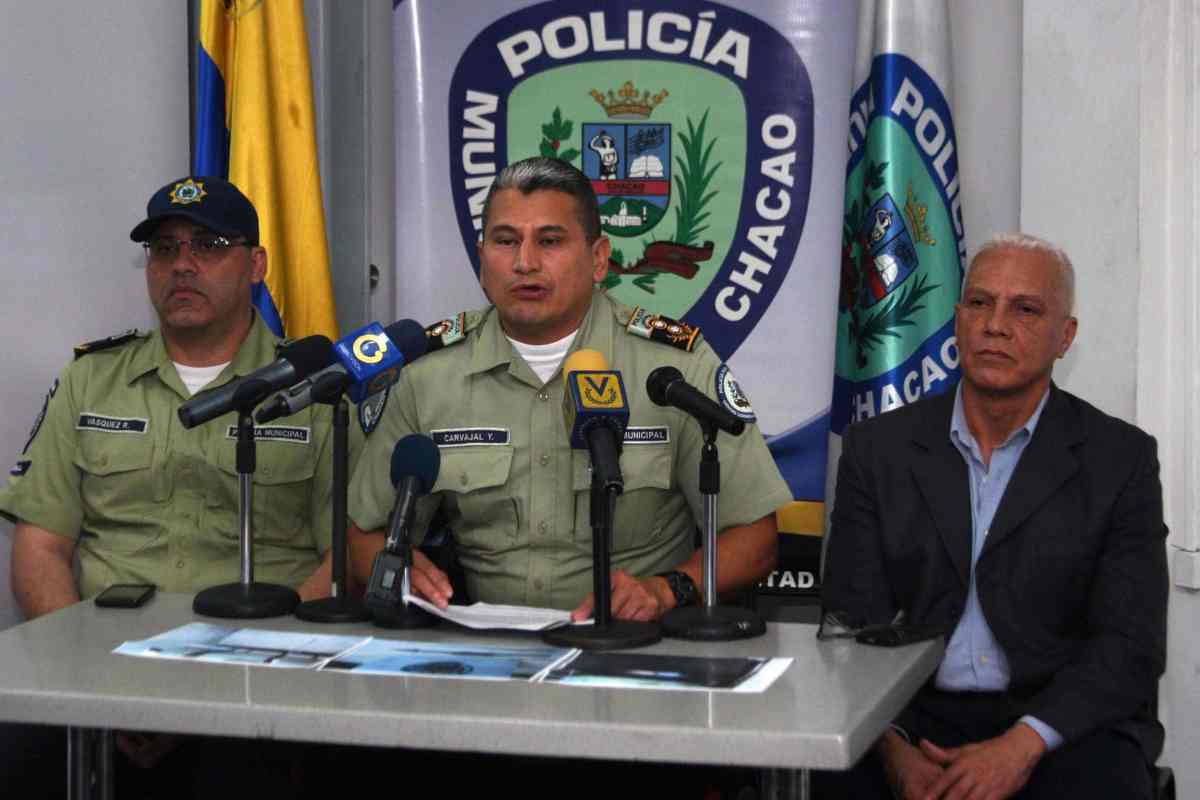 Frenan fuga de detenidos en calabozos de Polichacao