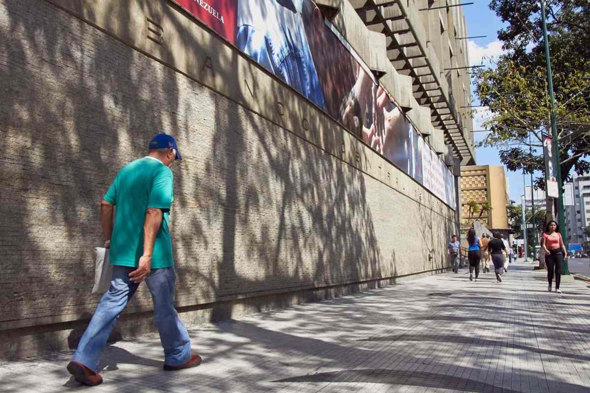 ¿Cuáles son los ajustes al Dicom y qué implica eliminar el Dipro?