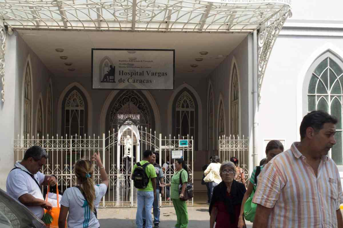hospital vargas | cadáveres