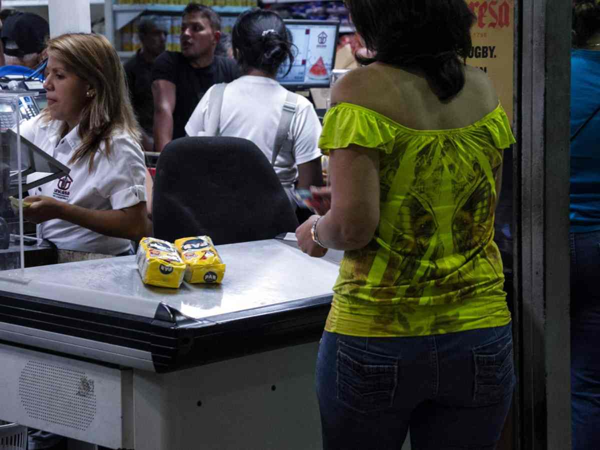 Los sistemas de los supermercados ya no soportan tantos ceros