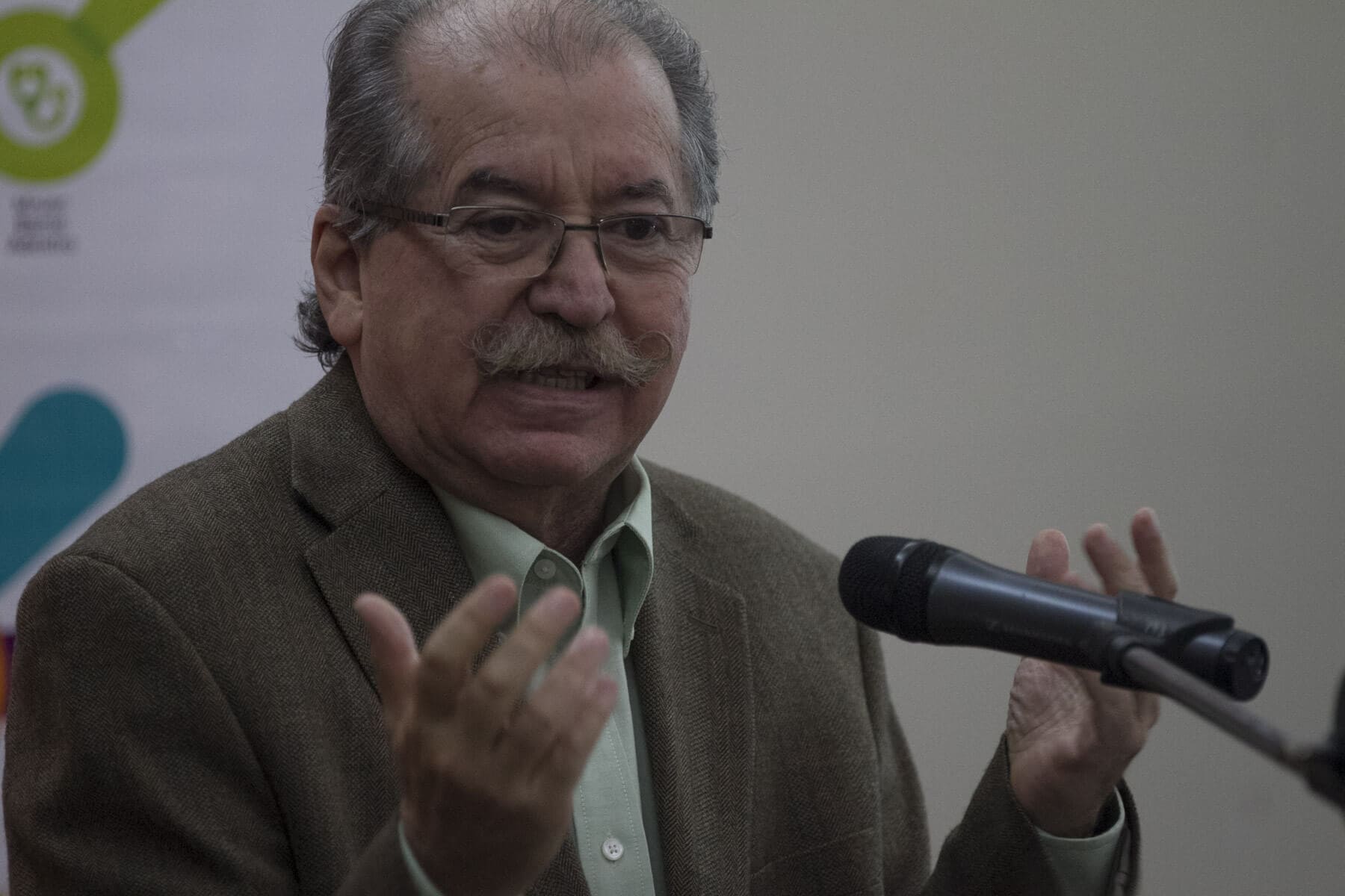 Expertos advierten que la falta de cambio político y las dificultades económicas agravarán la crisis migratoria en 2025
