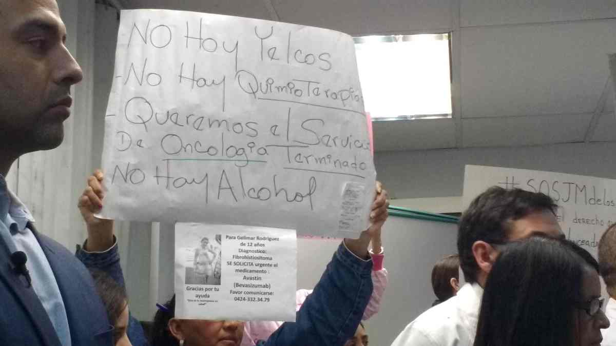 Crisis en el J. M. de Los Ríos / Terapia Intensiva