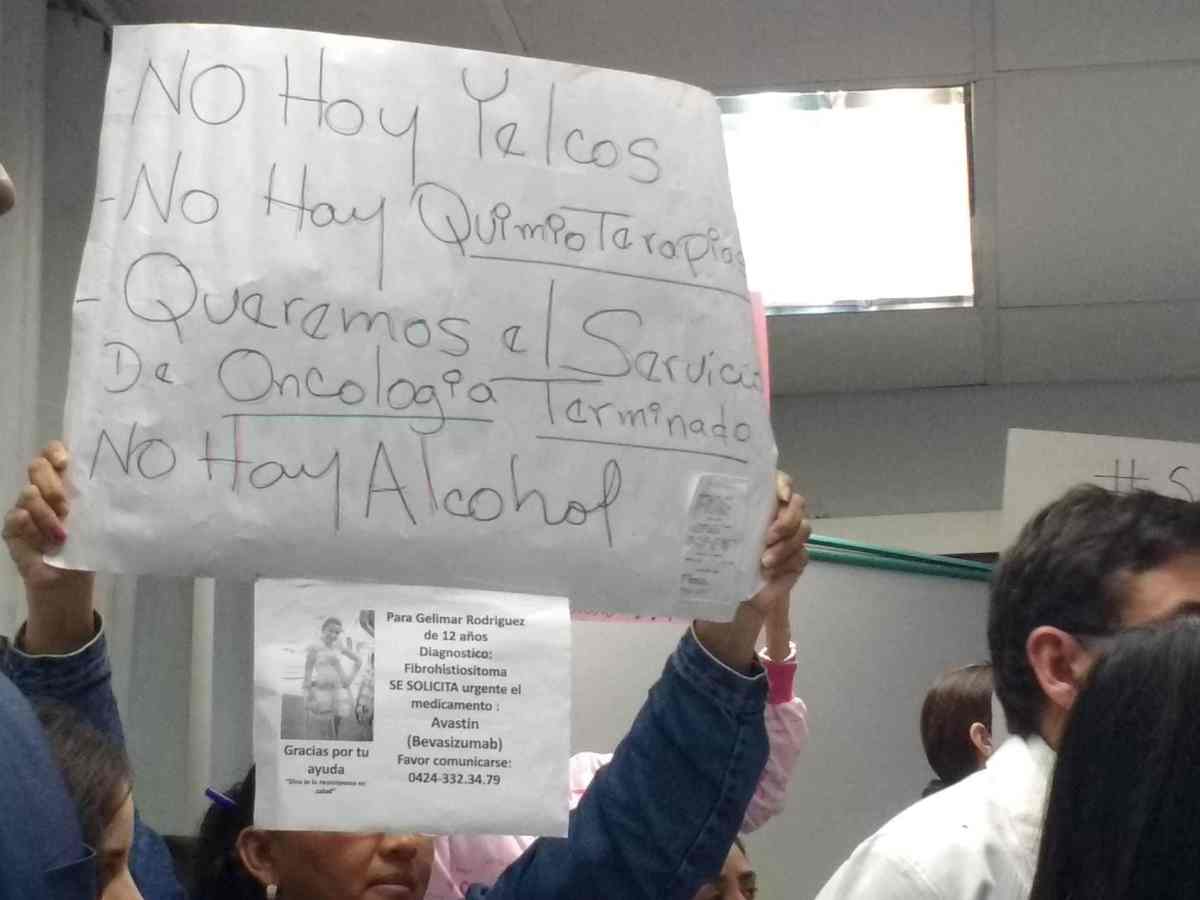 Crisis en el J. M. de Los Ríos / Terapia Intensiva