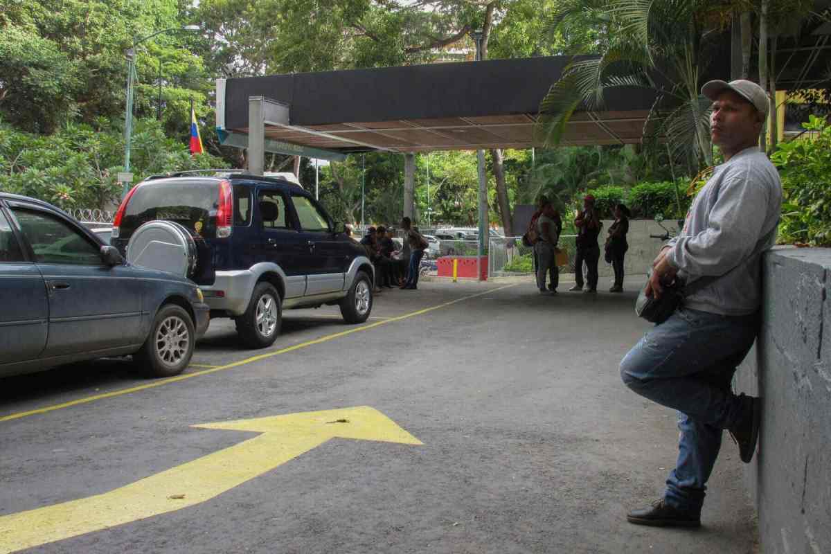 Asesinaron a estudiante de Aeronáutica por rozar una moto