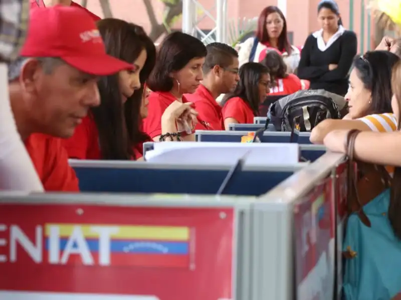Gremios empresariales plantean al Seniat un nuevo pacto fiscal para atraer inversiones y generar empleo