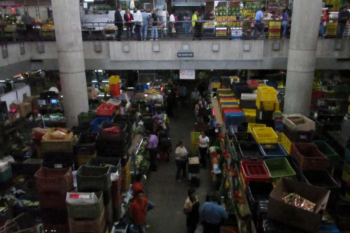 Canasta alimentaria alcanzó los Bs. 7,8 millones en diciembre de 2017