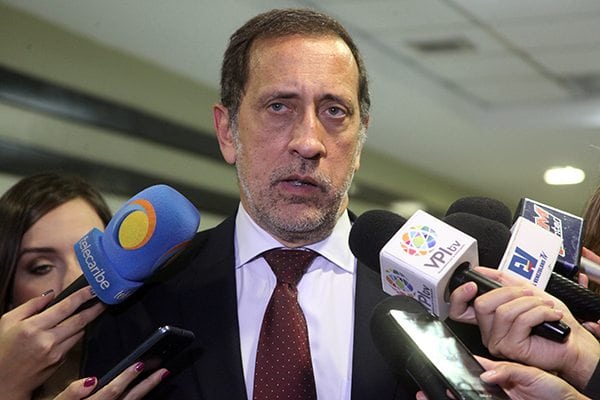 traidores a la patria