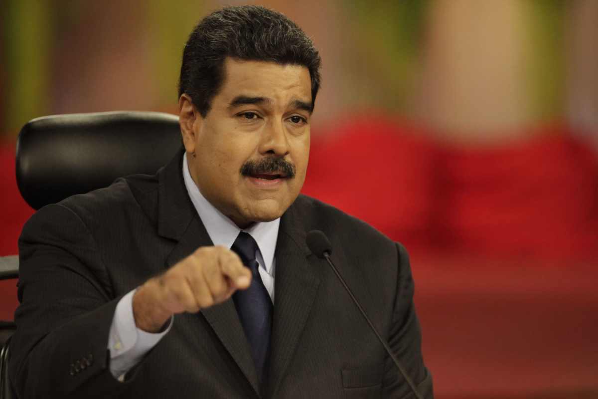 Nicolás Maduro aumenta salario a finales de 2017
