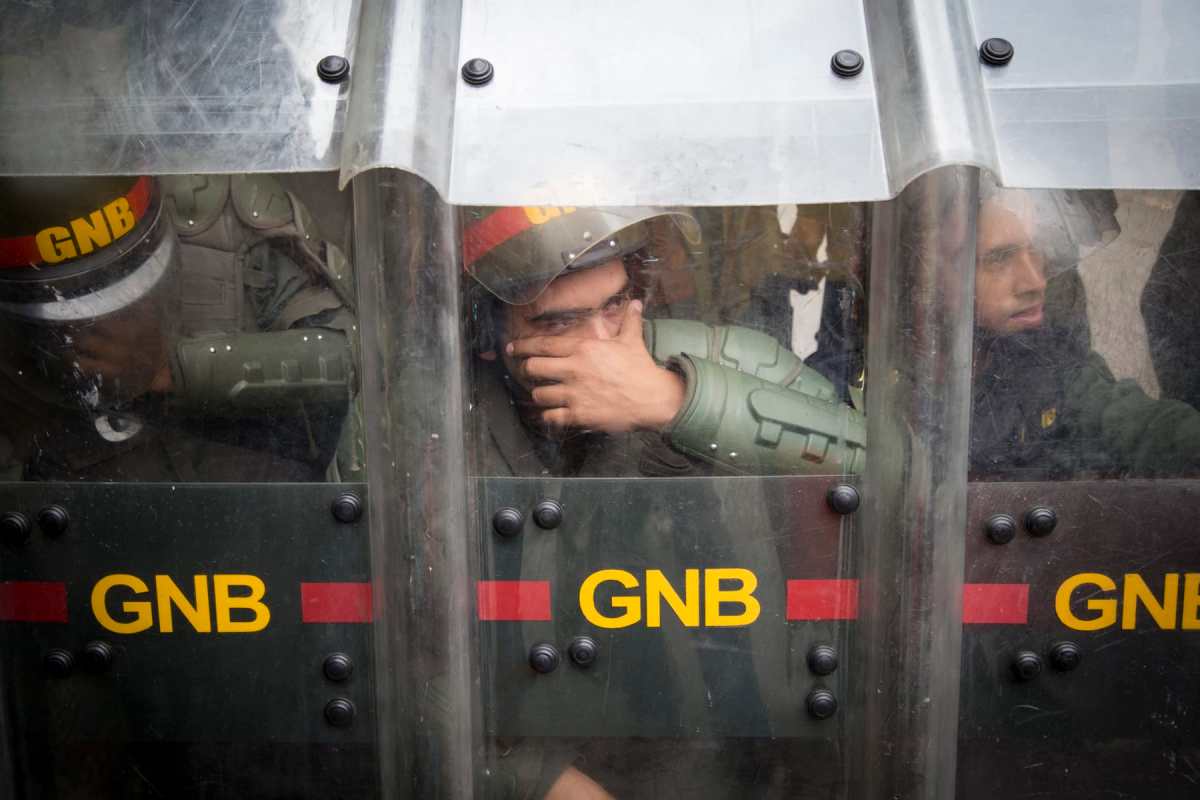 Robaron fusiles AK-103 a dos GNB en Las Adjuntas