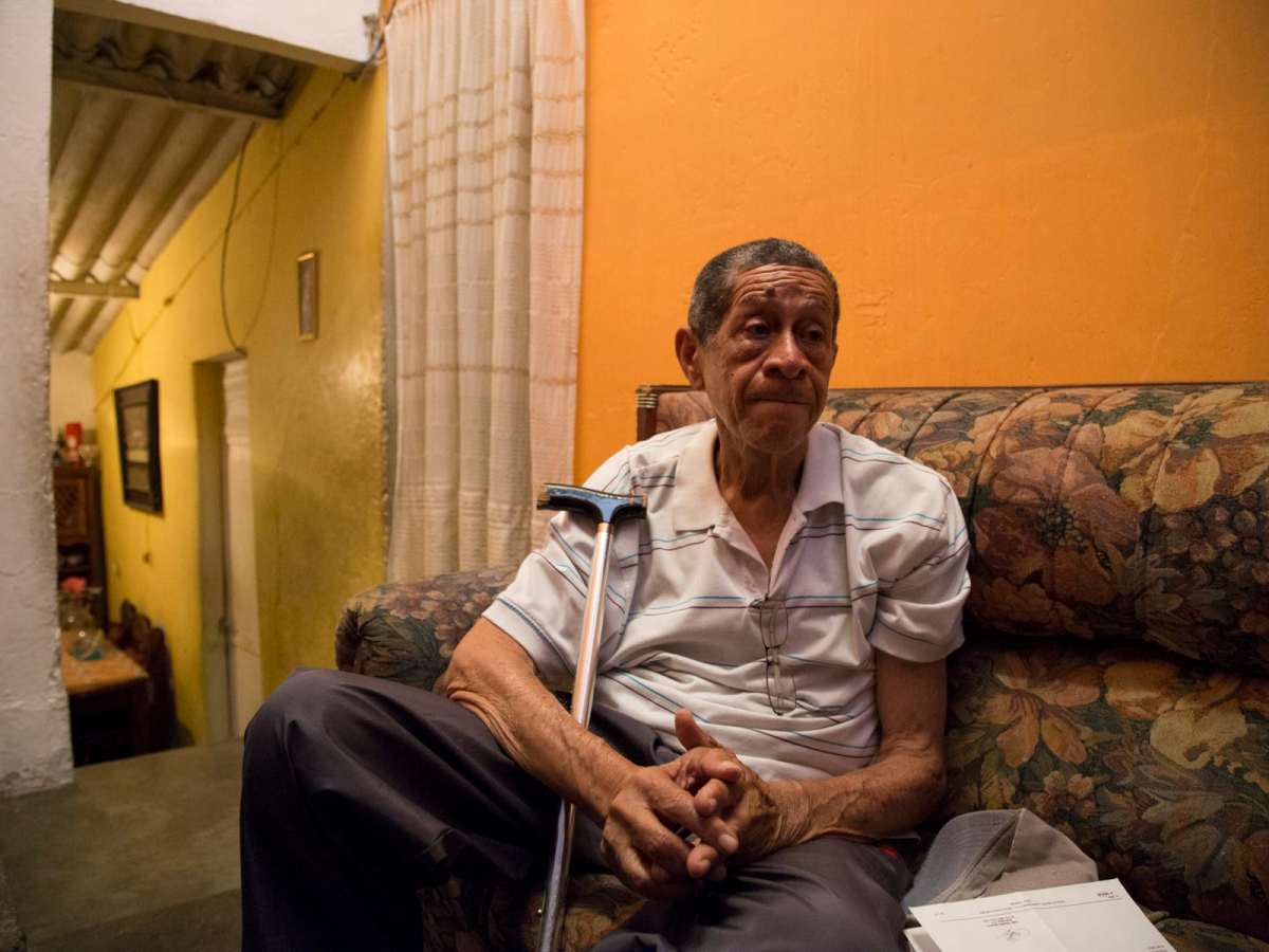 Pedro Hernandez disfrazando el hambre