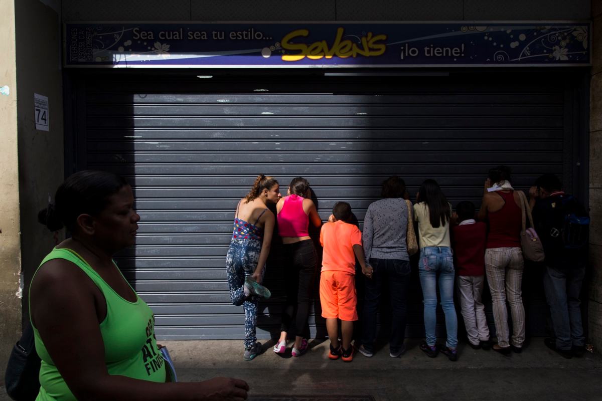 Zapaterias del centro intervenidas por el Sundde