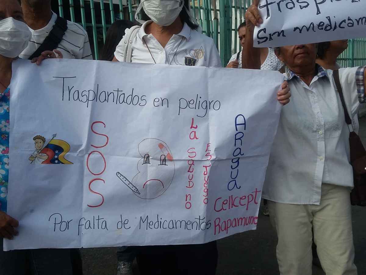 escasez de inmunosupresores