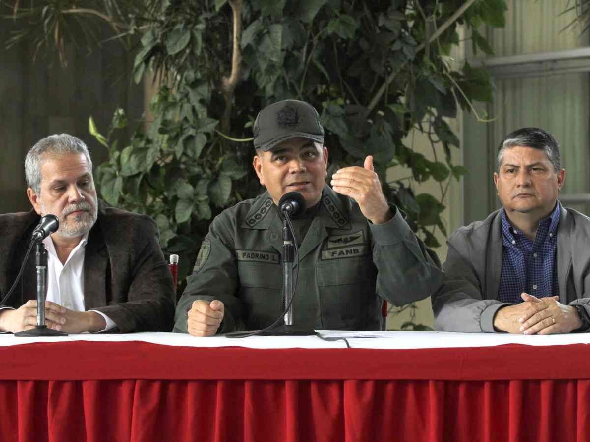 Gobierno elevará fiscalizaciones mientras supermercados siguen con crisis de inventarios