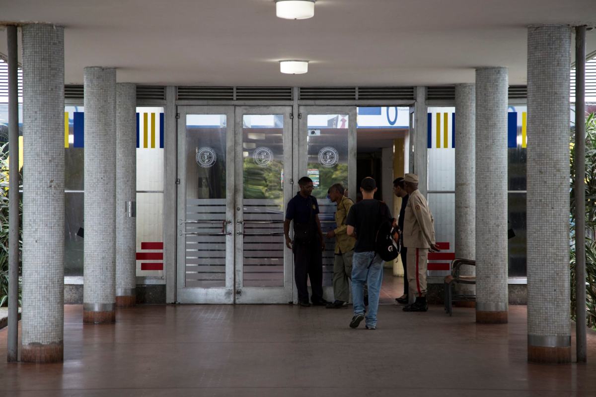 ascensor del Clínico
