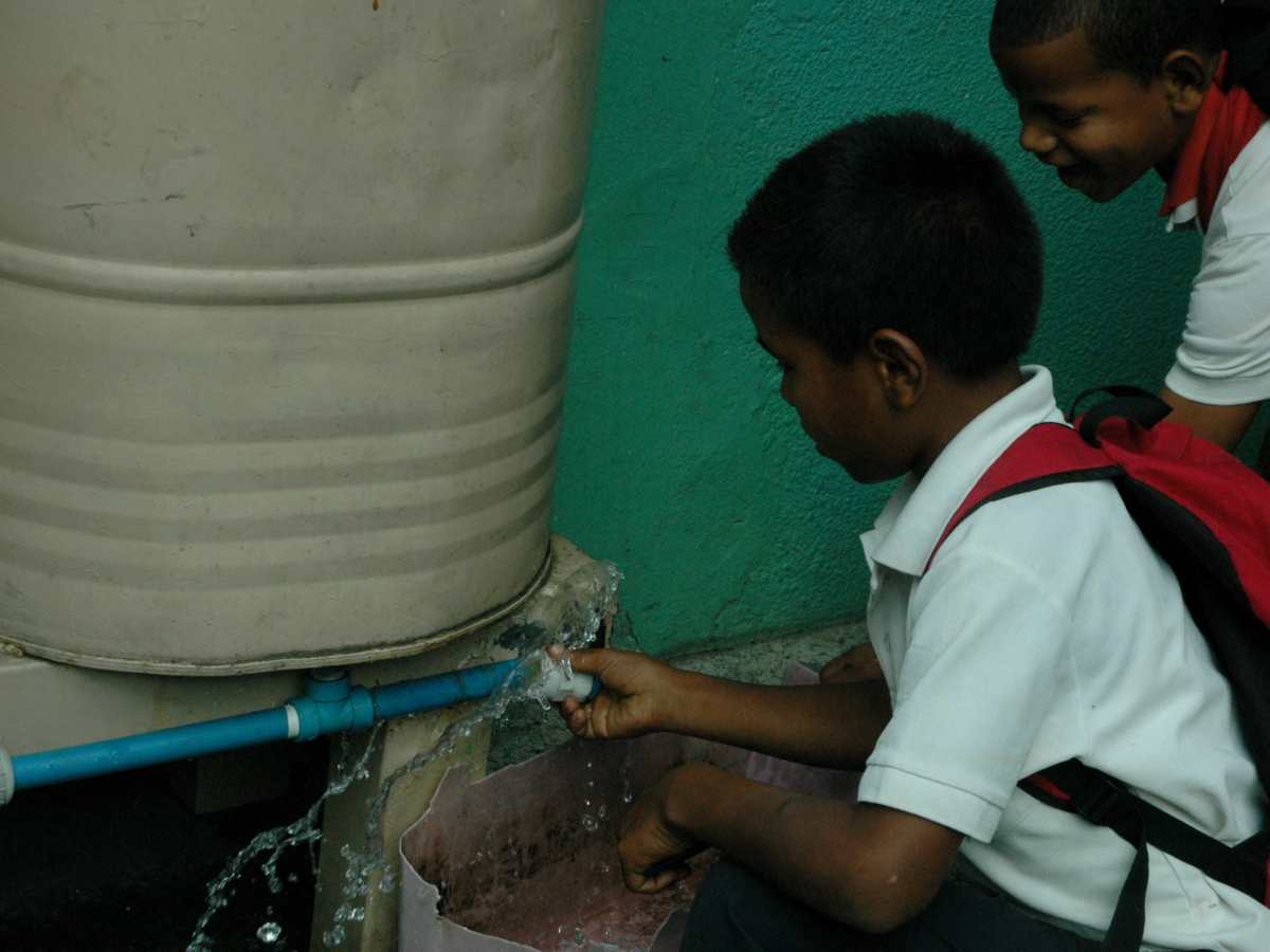 Crisis alimentaria y de transporte obliga a maestros de Bolívar a reducir horarios de clases