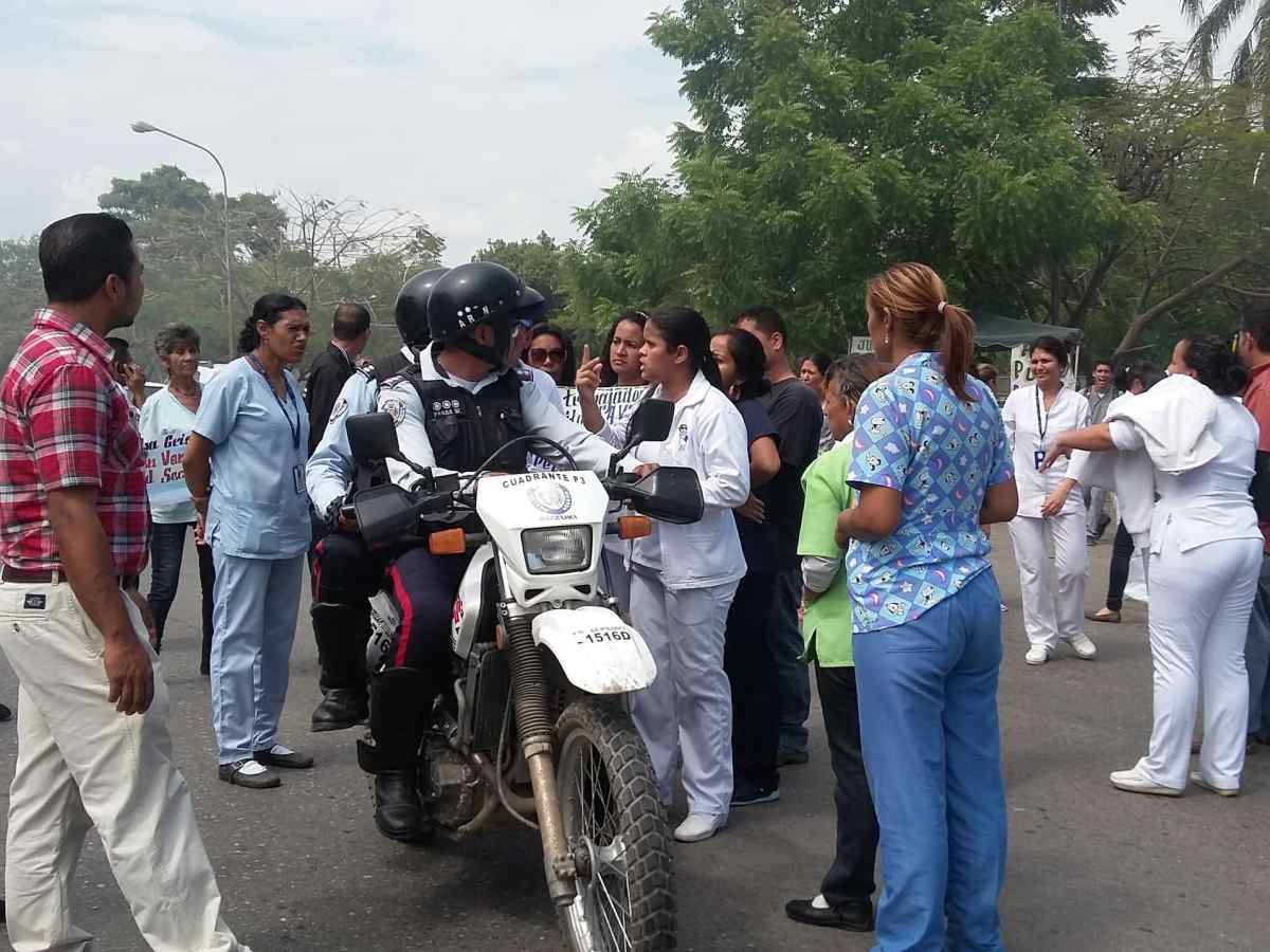 Detienen al jefe del servicio de traumatología del IVSS La Ovallera