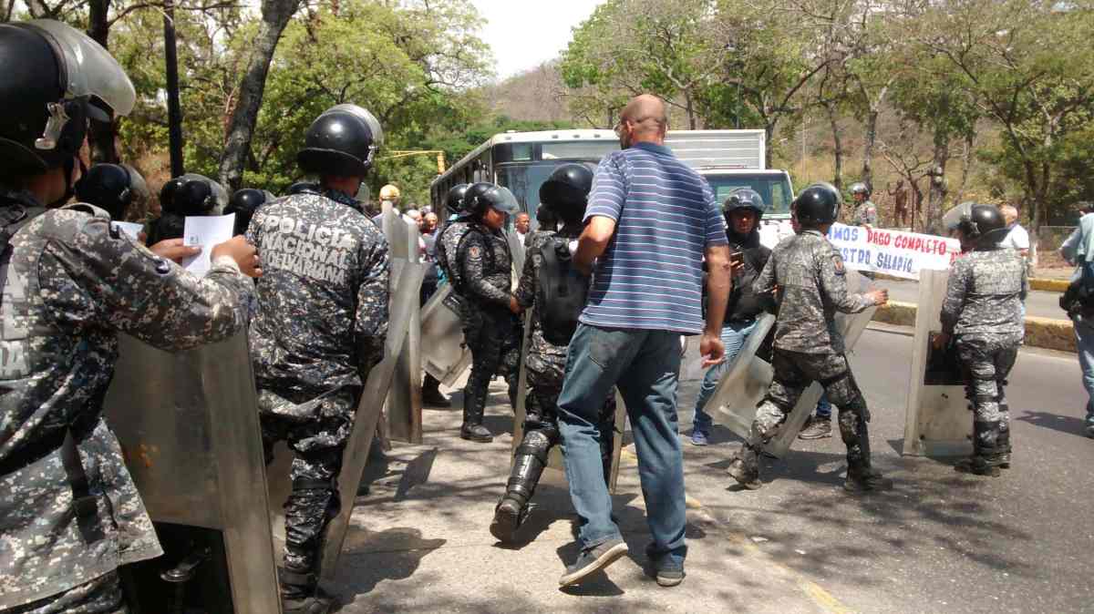 PNB impidió la movilización de profesores de la UCV hacia el centro de Caracas
