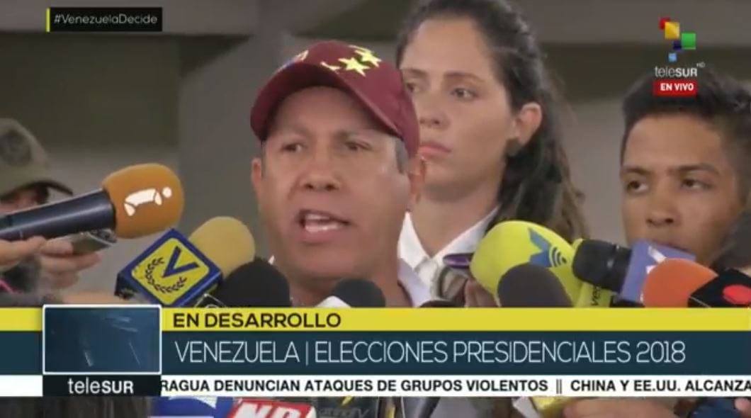 Henri Falcón denuncia escaneo de carnet de la Patria dentro de los centros de votación