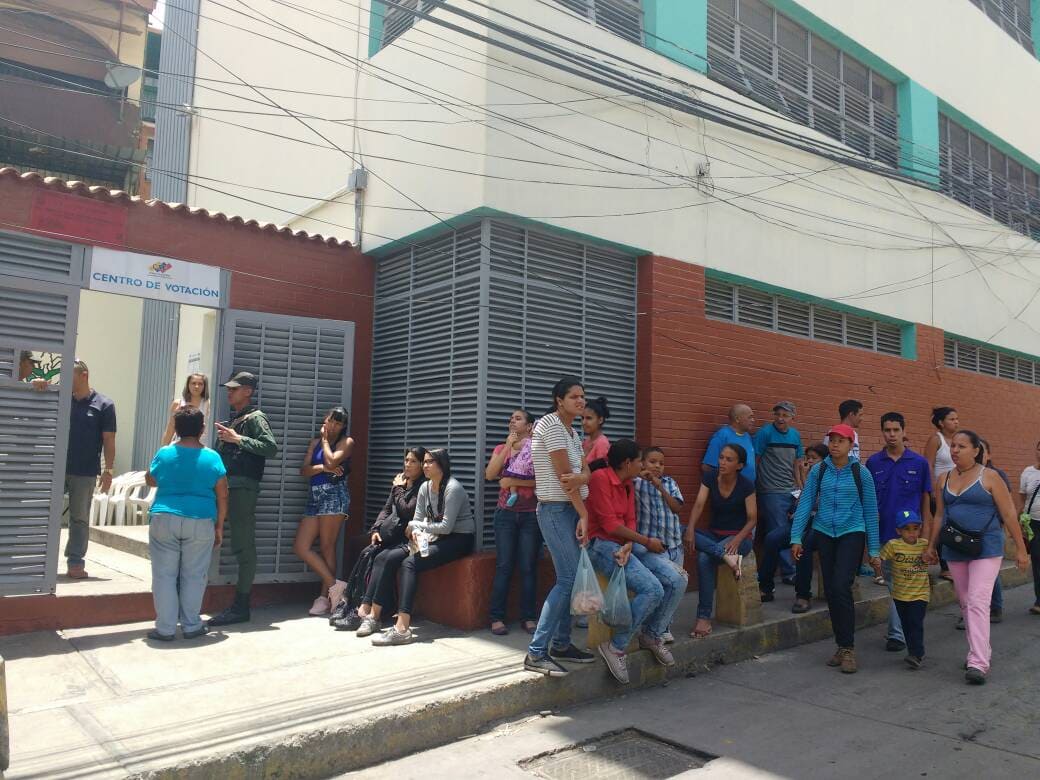 Denuncian que miembros del PSUV intentan usurpar a testigos de otros partidos