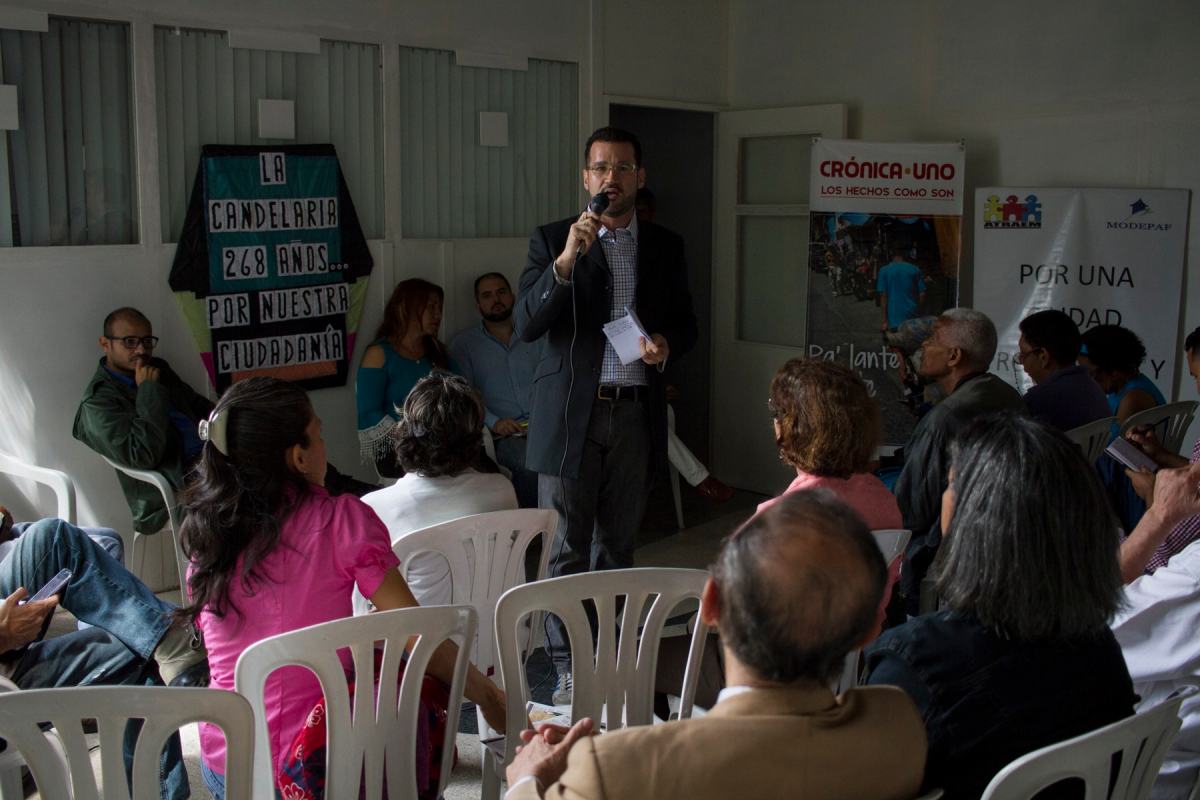 foro mensual de Cronica.Uno por los 268 años que cumple la parroquia la candelaria