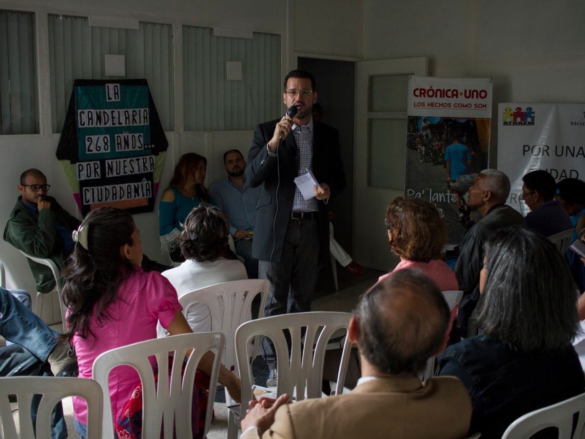 foro mensual de Cronica.Uno por los 268 años que cumple la parroquia la candelaria