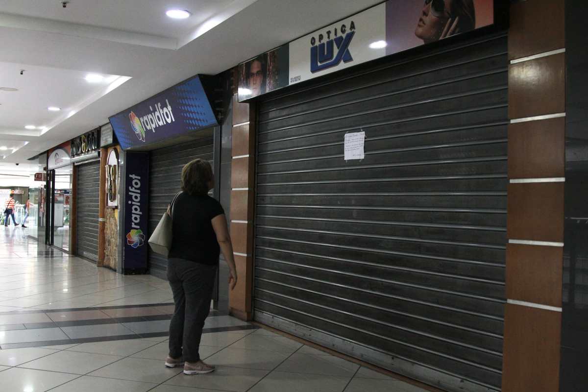 caracs comercios reconversión monetaria