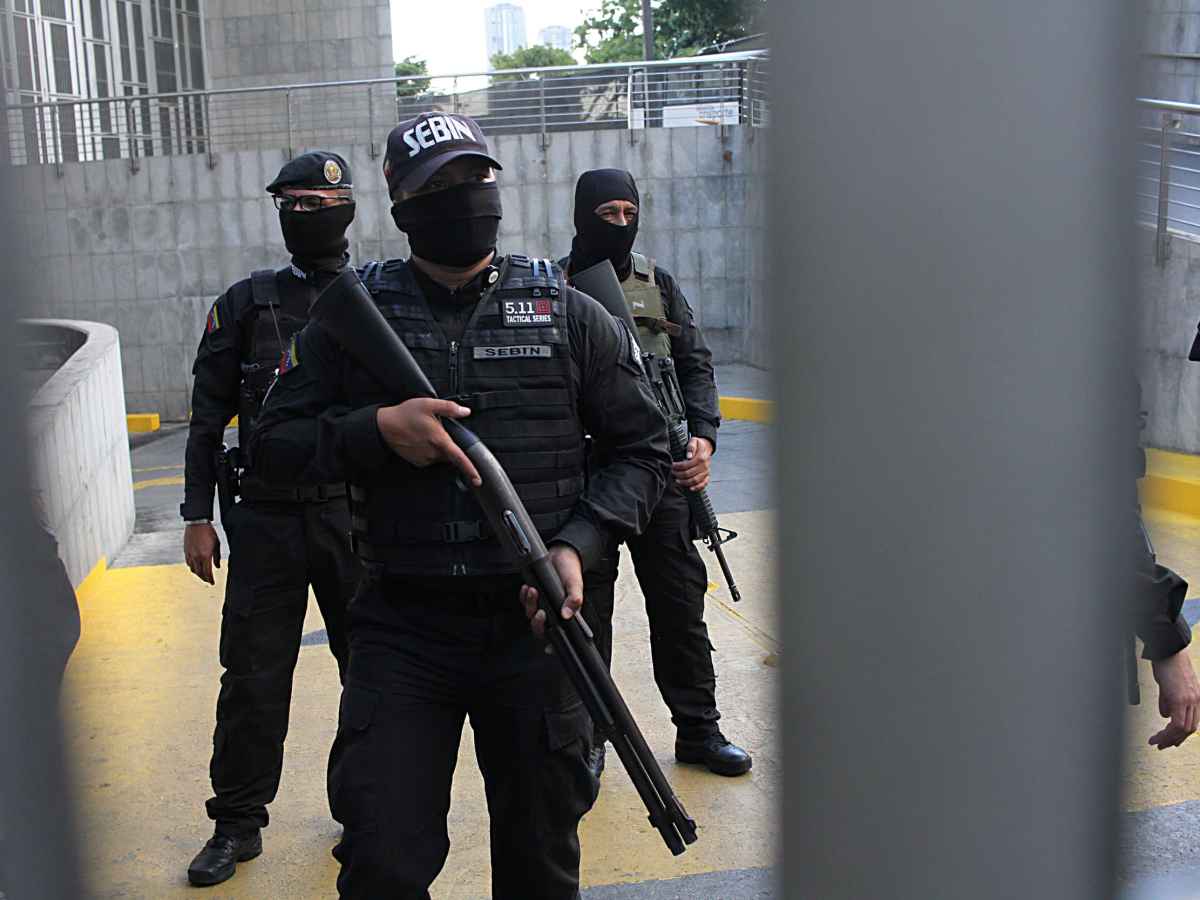 detenciones y allanamientos