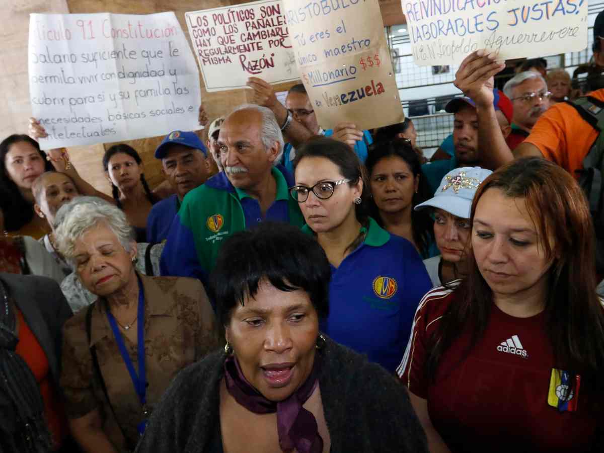 fmi | desempleo | trabajadores