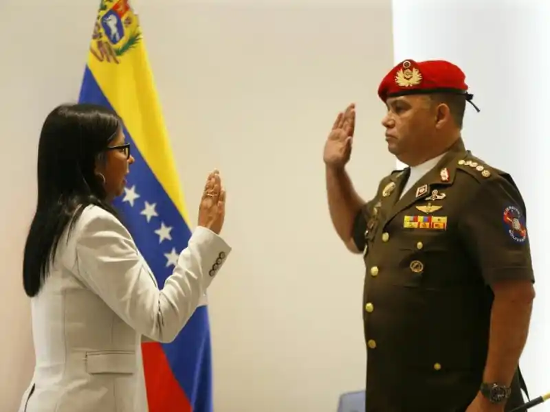 Gustavo González López: El guardia de honor de la presidencia con denuncias por tortura