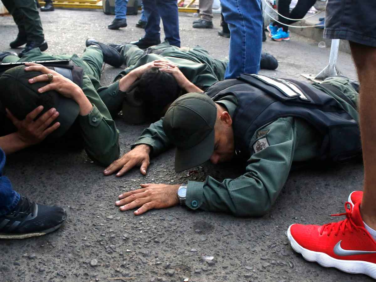 Militares venezolanos en Colombia