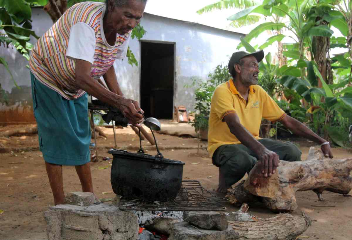leña por alimento/ edad media