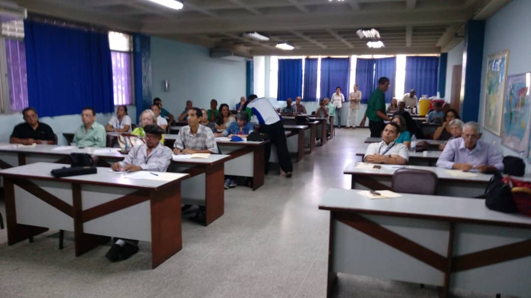 Grupos violentos amenazan universidades