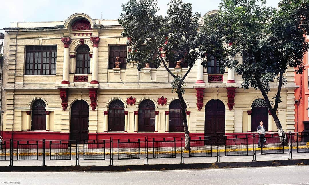 Escuela José Ángel Lamas