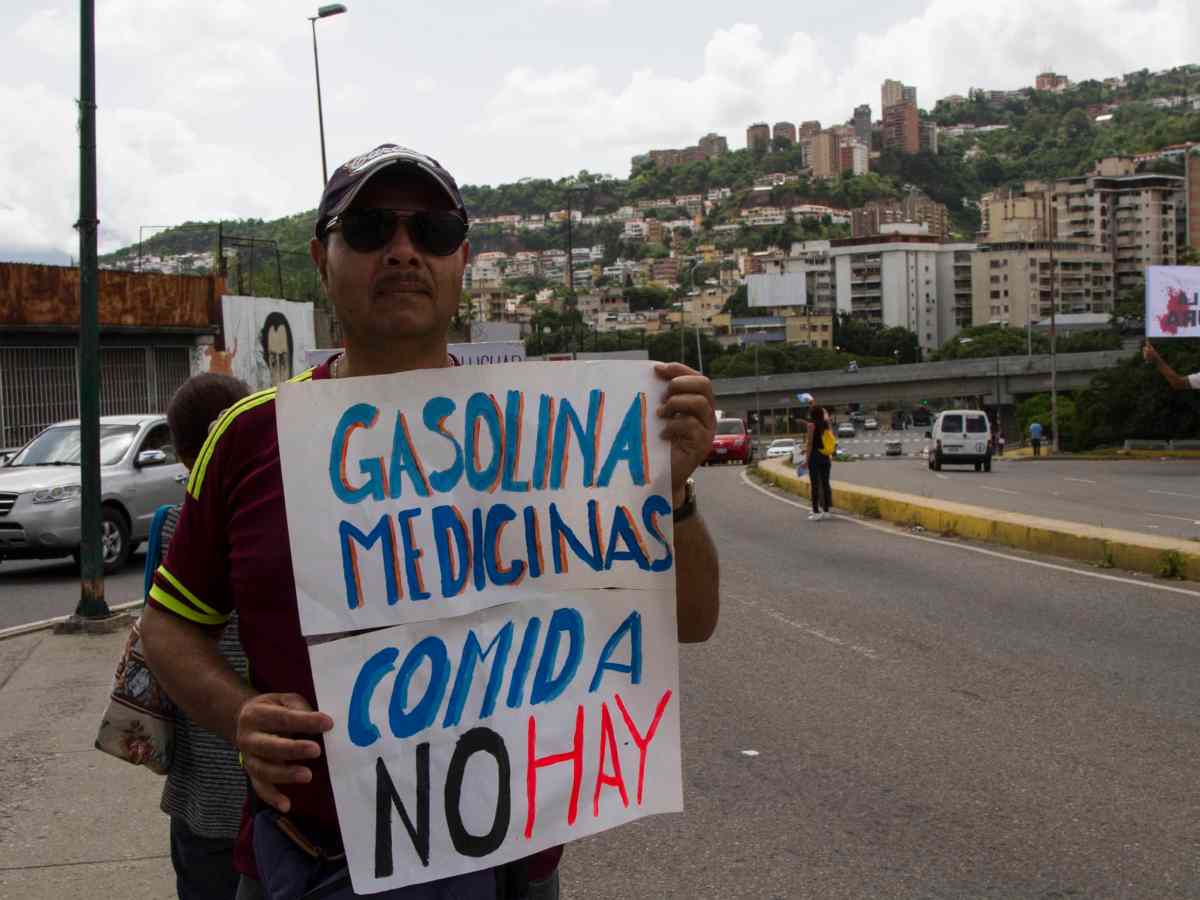 restaurar la democracia