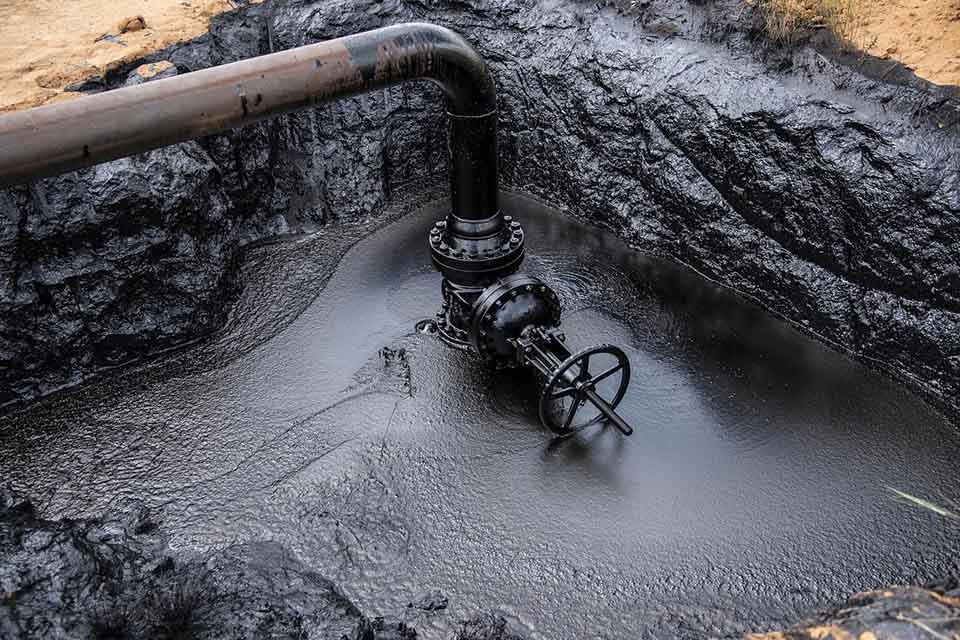 contaminado el planeta | contrabando de crudo