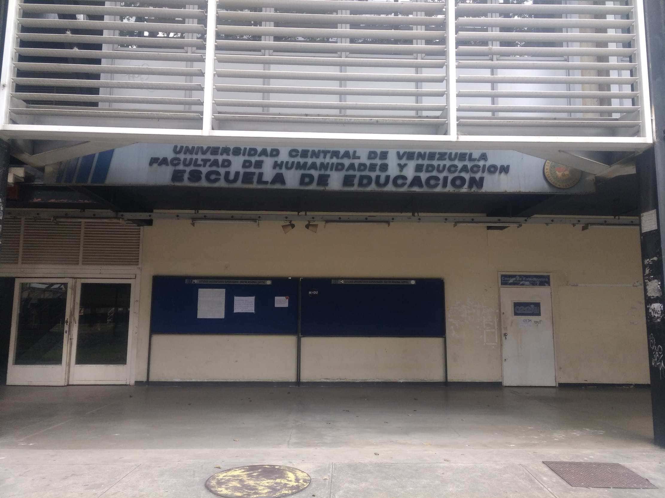Escuela de Educación de la UCV