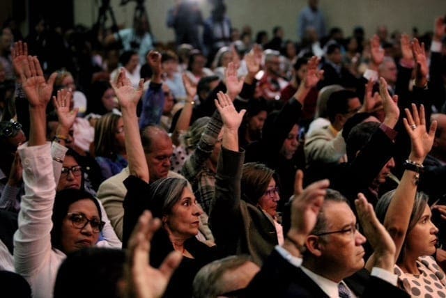 no participar en legislativas