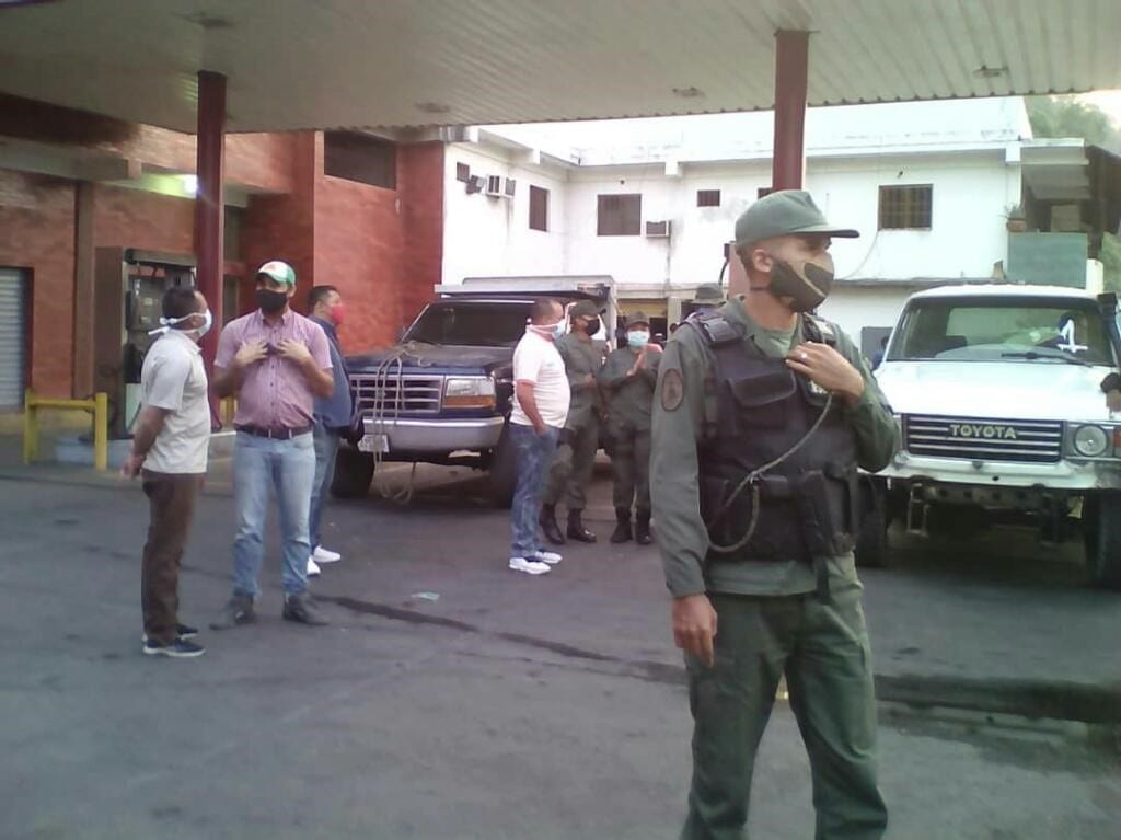 protestan por escasez de gasolina