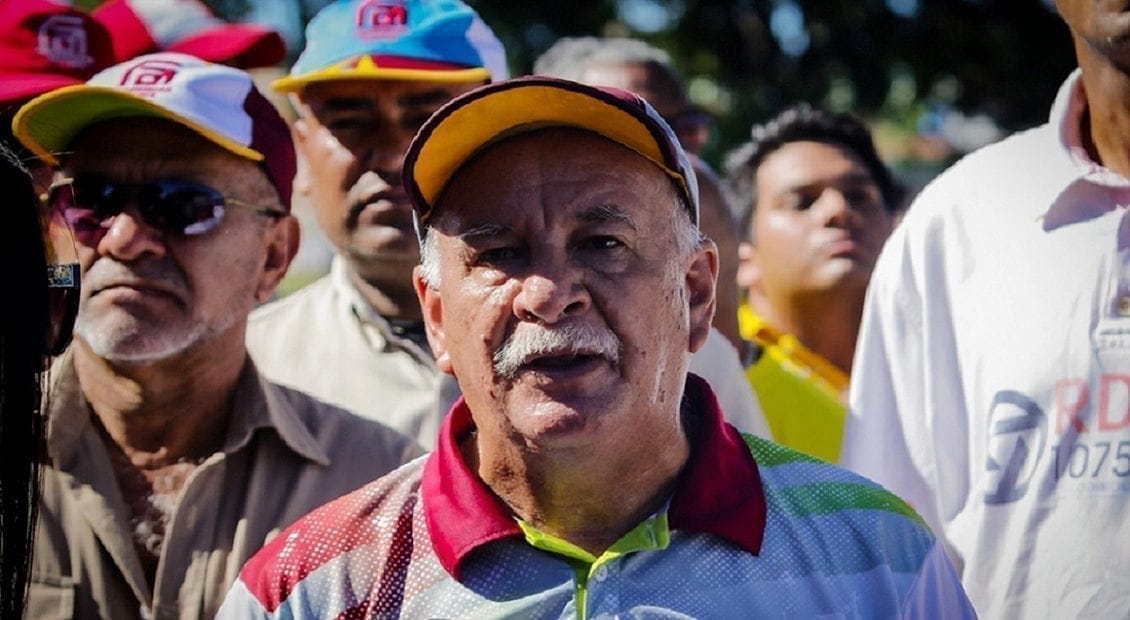 Rubén González