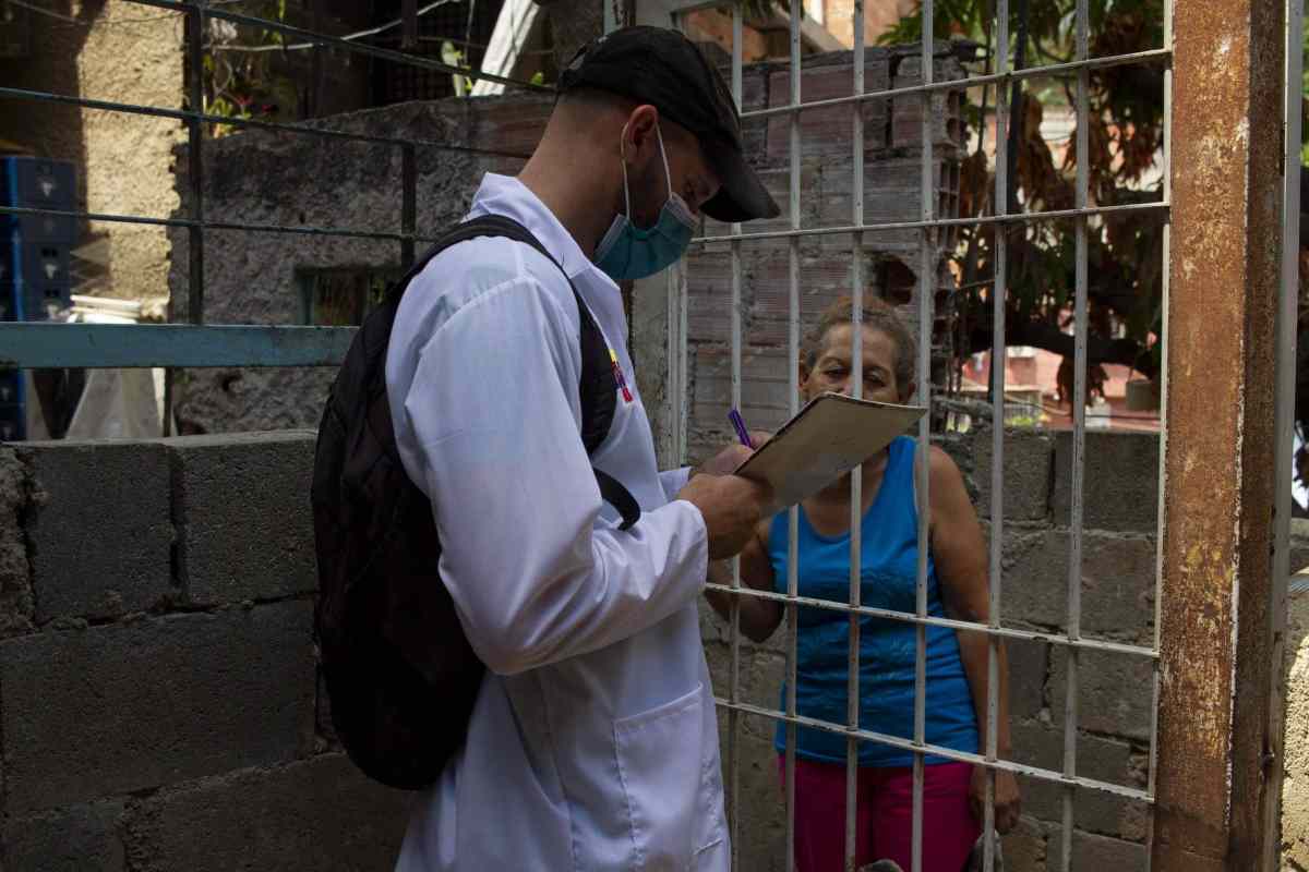 hospitales sin agua y sin cloro