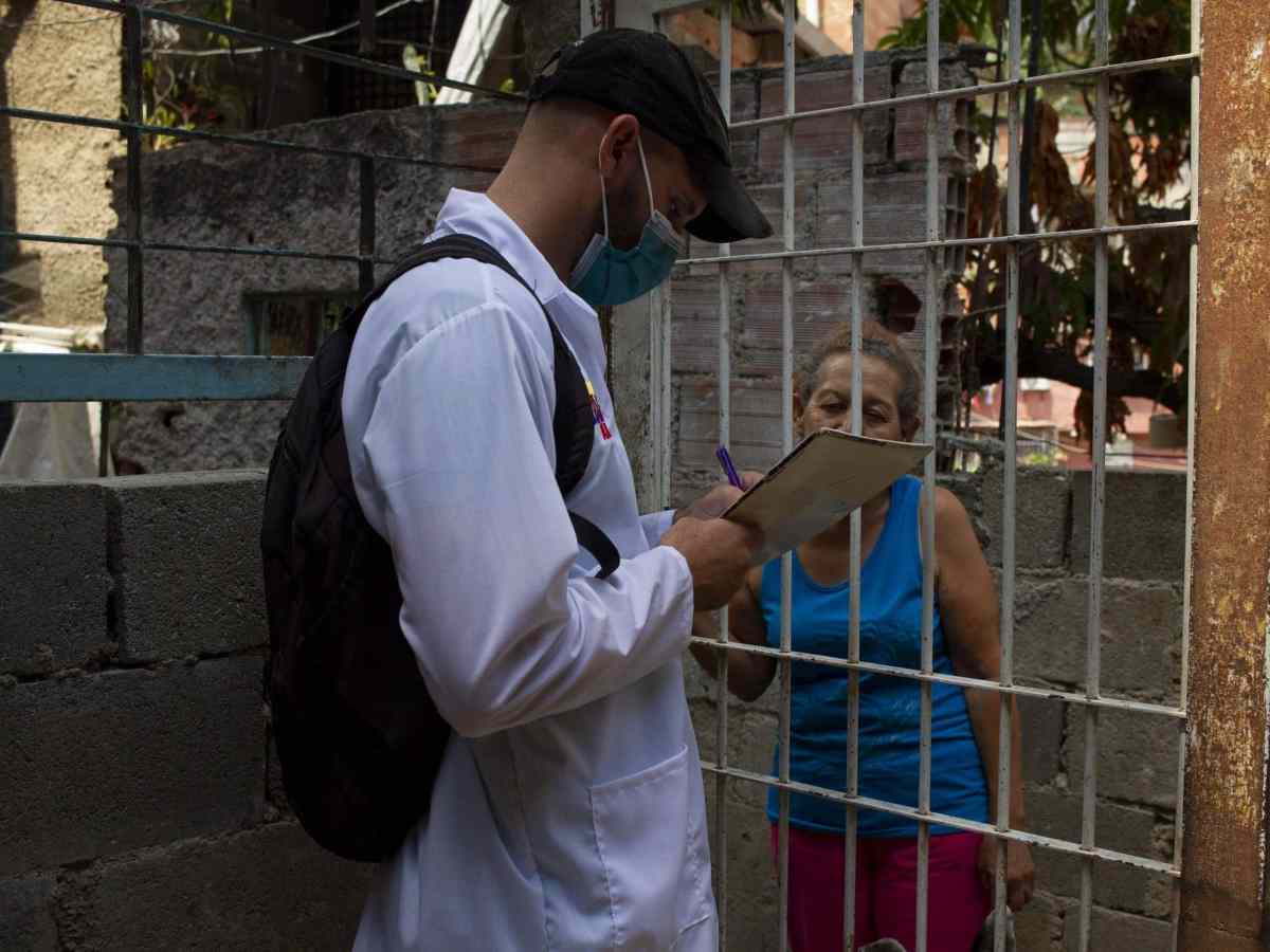hospitales sin agua y sin cloro
