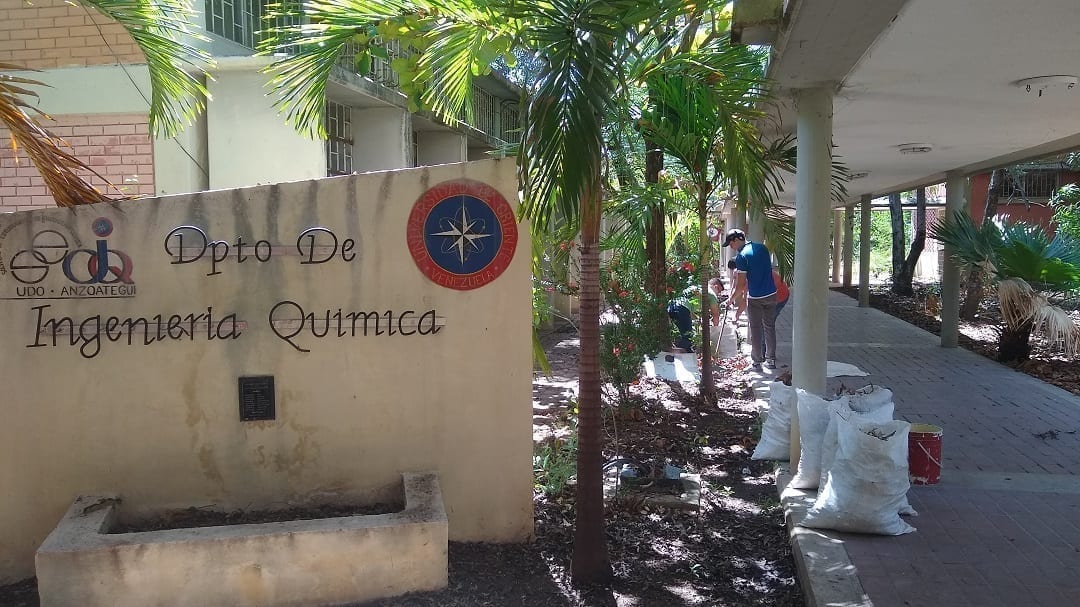 estudiantes y profesores