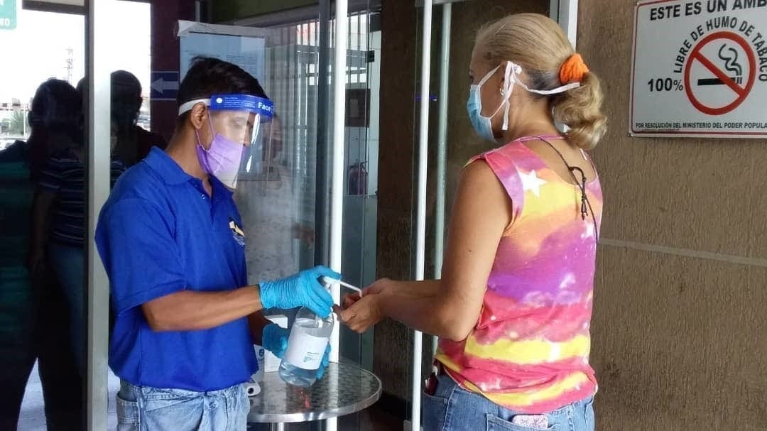 se volcaron a los centros comerciales