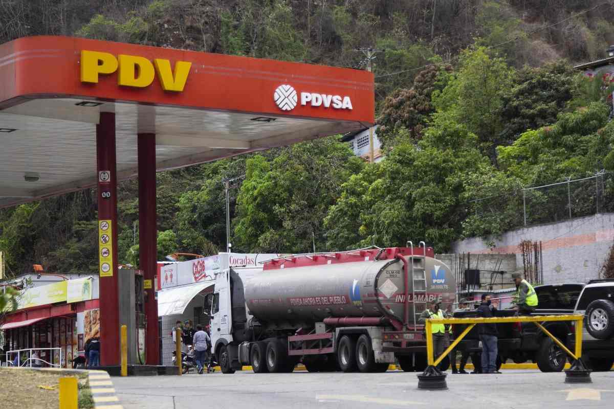 estaciones de servicio