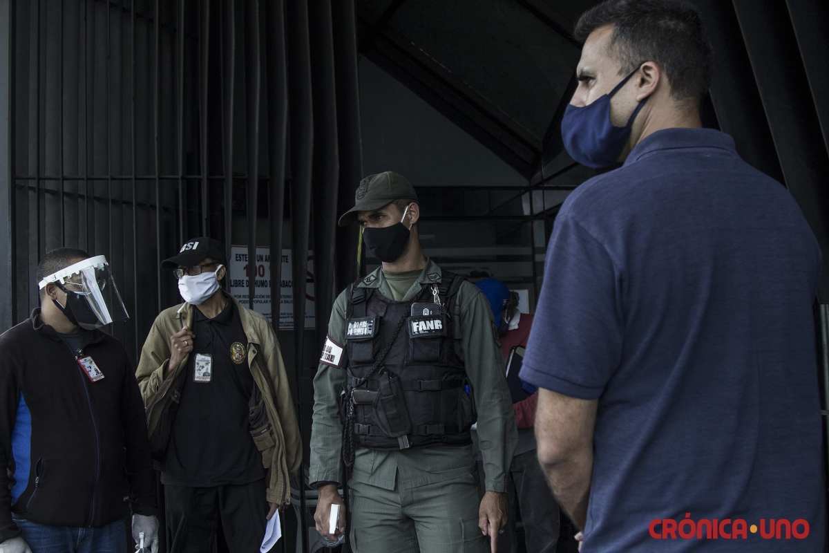 acompañamiento militar