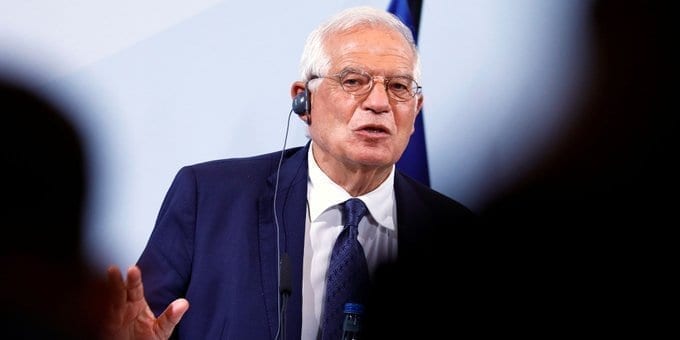 UE intenta la postergación del 6D