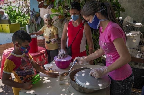 alimenta la solidaridad