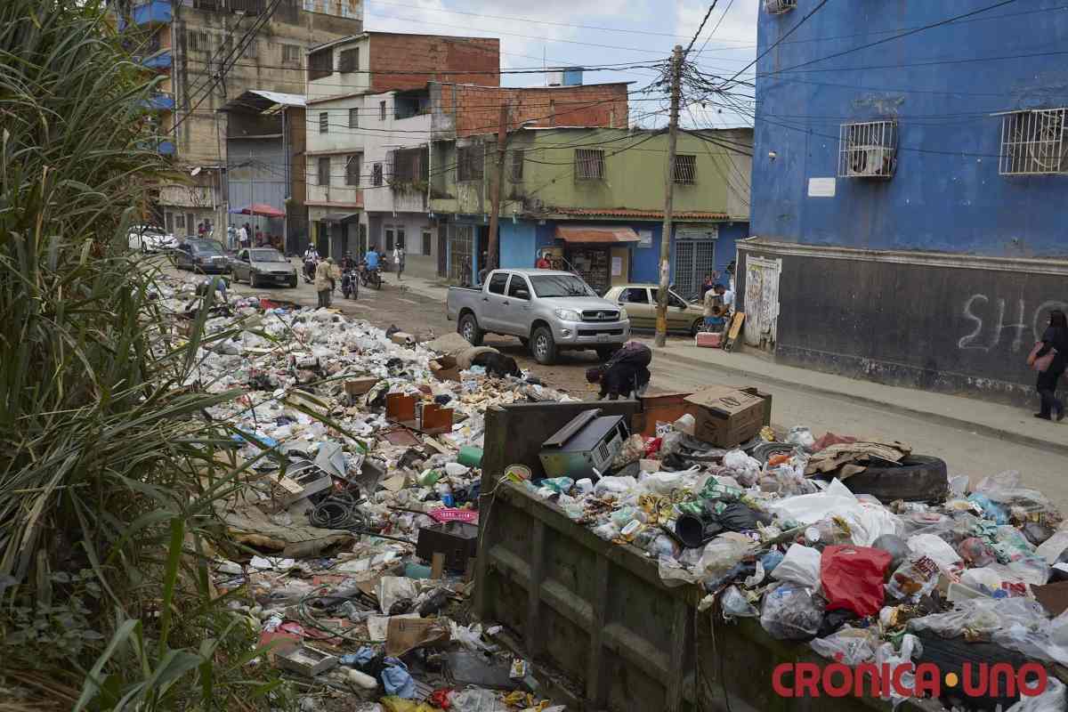 invadidos por la inmundicia