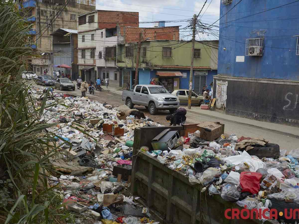 invadidos por la inmundicia